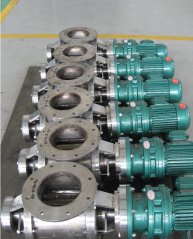 Star-shaped ash discharge valve