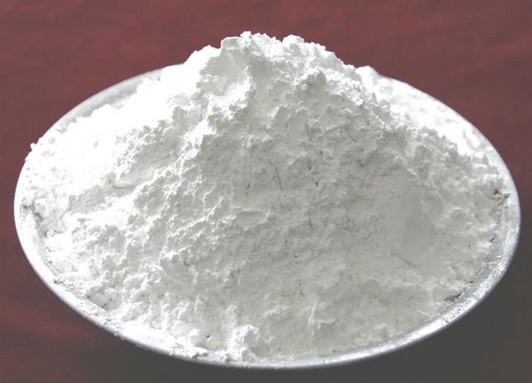 Alumina powder