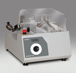 Precision cutting machine