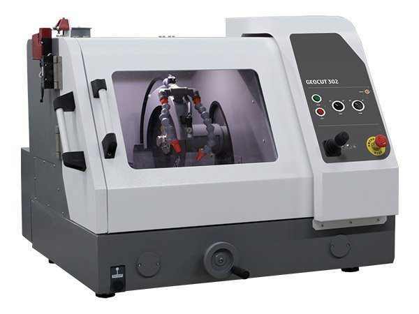 Advanced cutting machine for mineral, rock, and geological samples