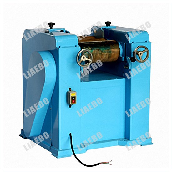 Three-roll mill